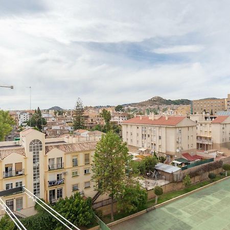 Stunning Spacious City Apartment With Free Parking Málaga Extérieur photo