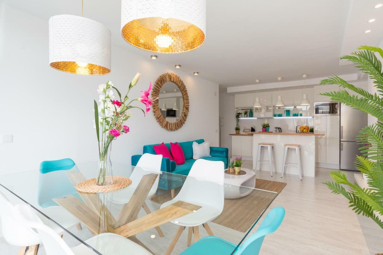 Stunning Spacious City Apartment With Free Parking Málaga Extérieur photo