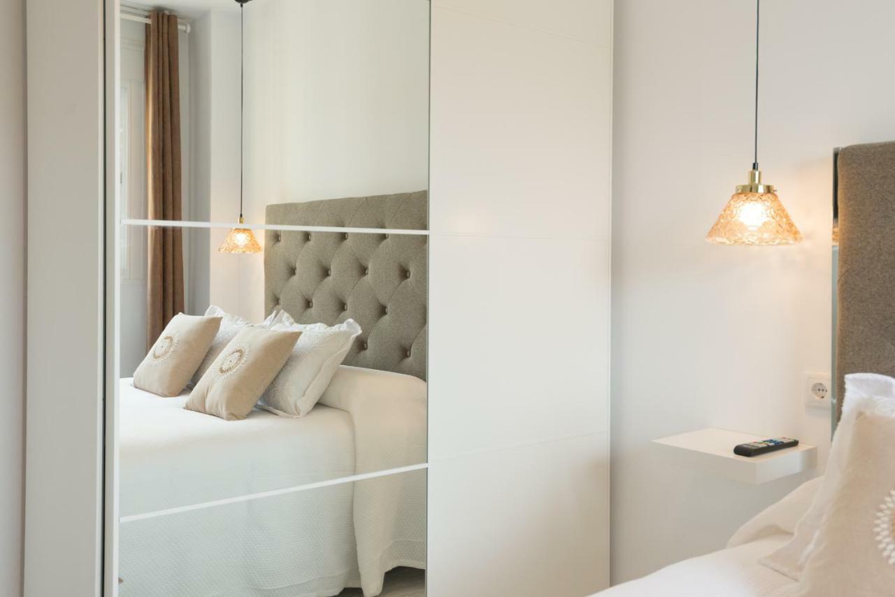 Stunning Spacious City Apartment With Free Parking Málaga Extérieur photo